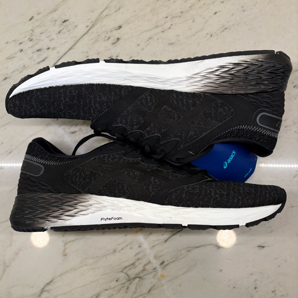 Brand New Asics Roadhawk Ff Mx Shoes